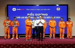 Tự hào người “lính áo cam” dưới mái ấm Công đoàn Điện lực Nghệ An