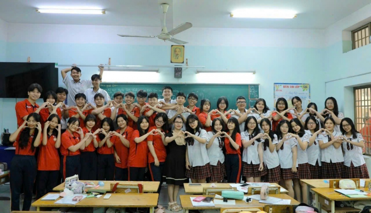 Cô Chủ tịch Công đoàn có tấm lòng nhân ái, hết lòng vì học sinh