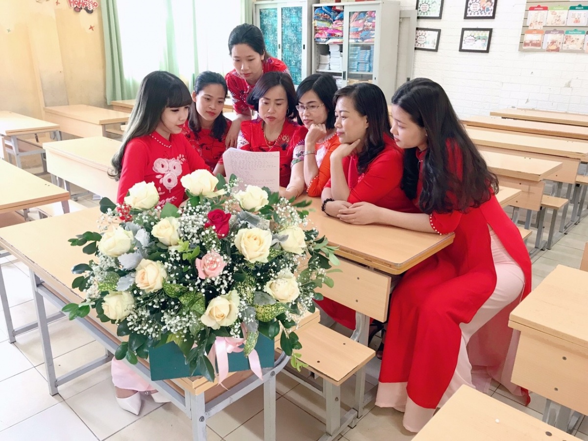 Nữ cán bộ công đoàn hết mình vì sự nghiệp giáo dục của Trường Tiểu học Tam Hiệp Nữ cán bộ công đoàn hết mình vì sự nghiệp giáo dục của Trường Tiểu học Tam Hiệp