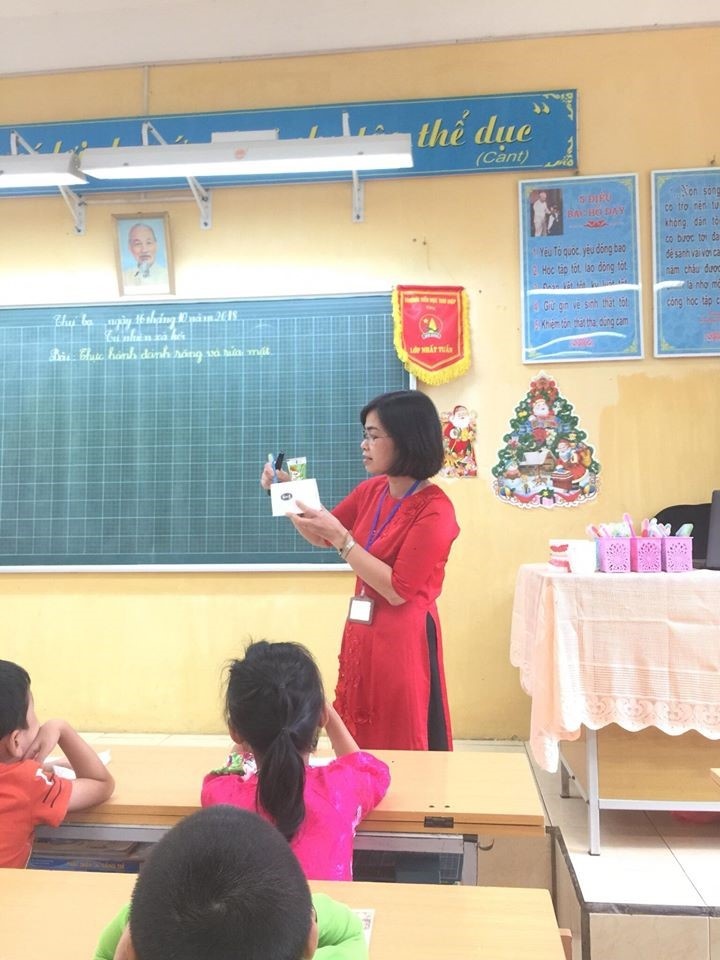 Nữ cán bộ công đoàn hết mình vì sự nghiệp giáo dục của Trường Tiểu học Tam Hiệp Nữ cán bộ công đoàn hết mình vì sự nghiệp giáo dục của Trường Tiểu học Tam Hiệp