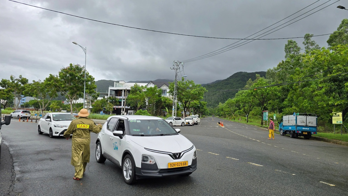 Đà Nẵng, Quảng Nam: Công nhân, Công đoàn chủ động phòng chống bão số 6