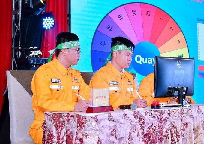 Hội thi An toàn vệ sinh viên giỏi - hình thức tuyên truyền thiết thực của Công đoàn Hội thi An toàn vệ sinh viên giỏi - hình thức tuyên truyền thiết thực của Công đoàn