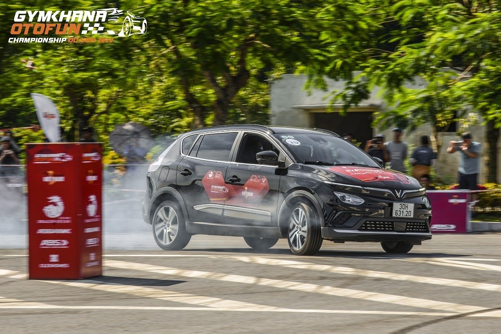 Gymkhana: Vũ điệu tốc độ và kỹ năng trên đường đua Gymkhana: Vũ điệu tốc độ và kỹ năng trên đường đua