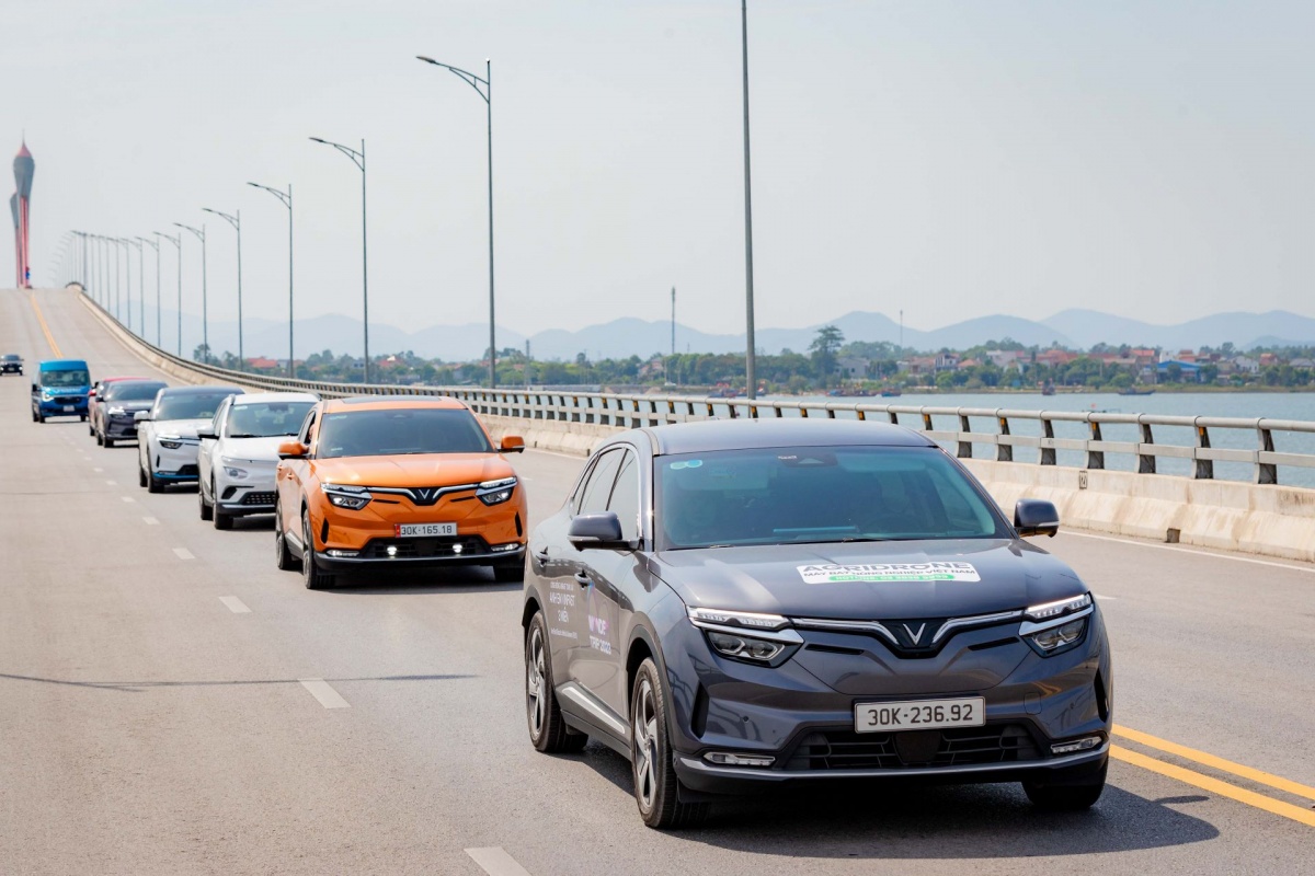 Chủ xe VinFast thấy “siêu lãi” vì chi phí tiết kiệm, nhiều đặc quyền Chủ xe VinFast thấy “siêu lãi” vì chi phí tiết kiệm, nhiều đặc quyền