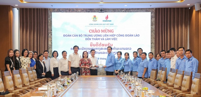 Góp phần tăng cường quan hệ gắn bó giữa Công đoàn Việt Nam và Trung ương Liên hiệp Công đoàn Lào