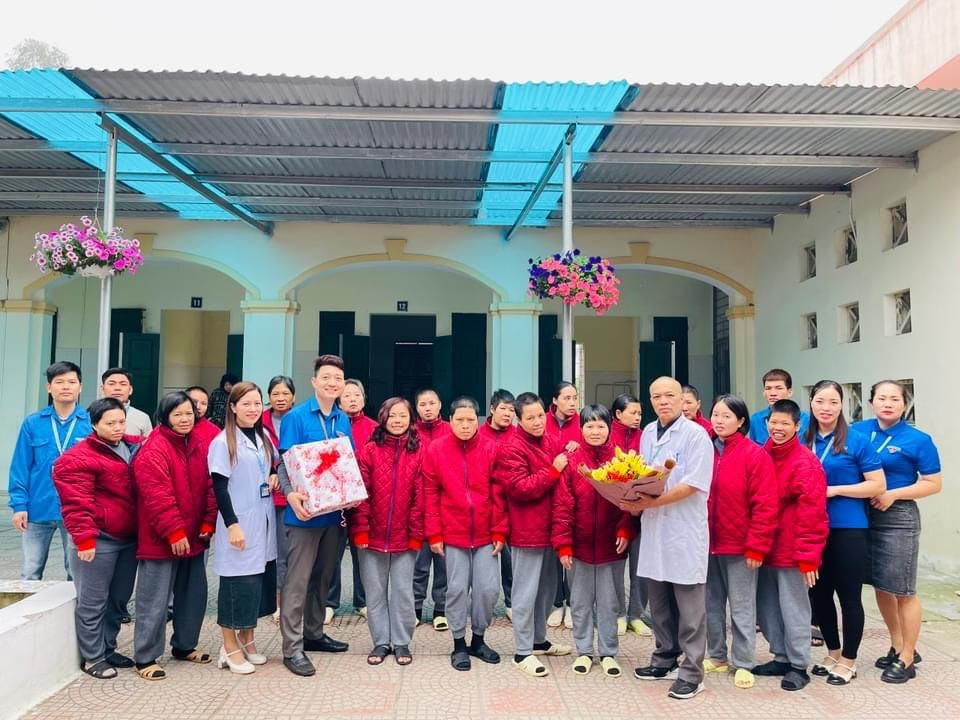 Chị Trương Thị Ngọc Ánh - người cán bộ hết lòng phục vụ bệnh nhân