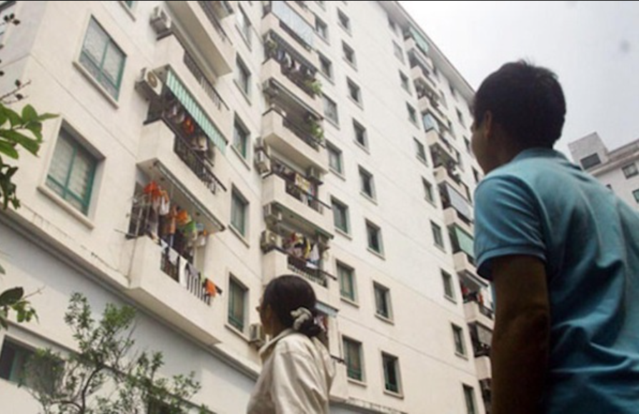 Dồn tiền bán đất ở quê hơn 1 năm vẫn chưa mua được chung cư Hà Nội Dồn tiền bán đất ở quê hơn 1 năm vẫn chưa mua được chung cư Hà Nội