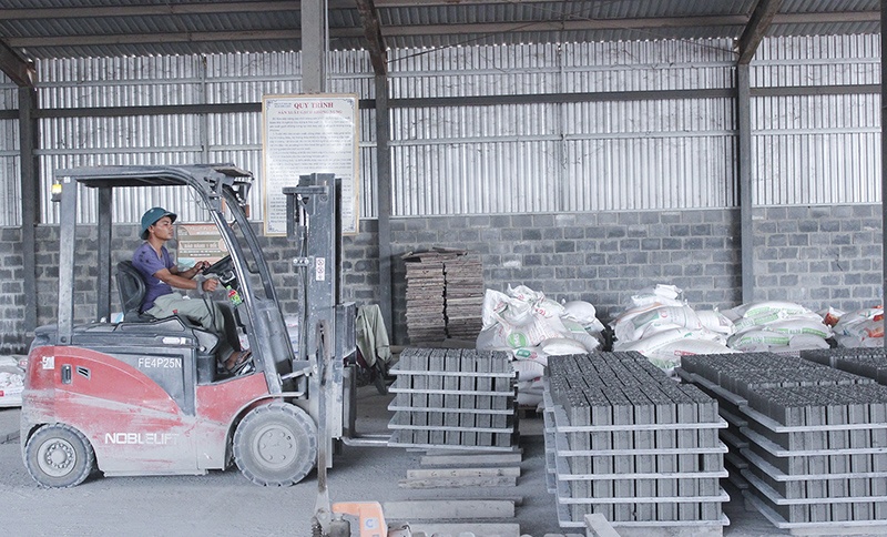 Gần nghìn lao động hưởng lợi nhờ thỏa ước lao động tập thể nhóm doanh nghiệp Gần nghìn lao động hưởng lợi nhờ thỏa ước lao động tập thể nhóm doanh nghiệp