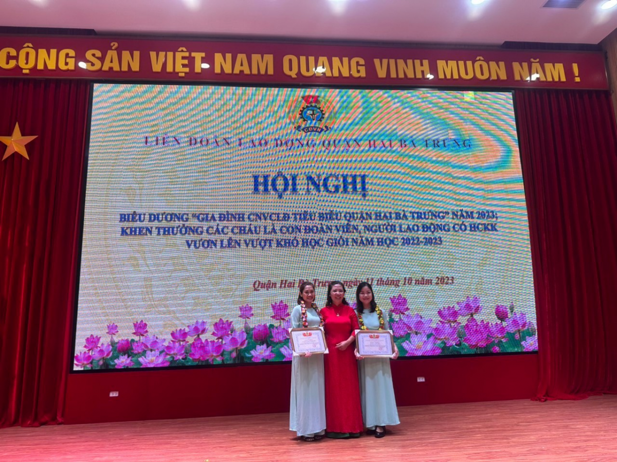 Cô Đoàn Thị Lý- một tấm lòng nhân ái của Trường Mầm non Tuổi Hoa Cô Đoàn Thị Lý- một tấm lòng nhân ái của Trường Mầm non Tuổi Hoa