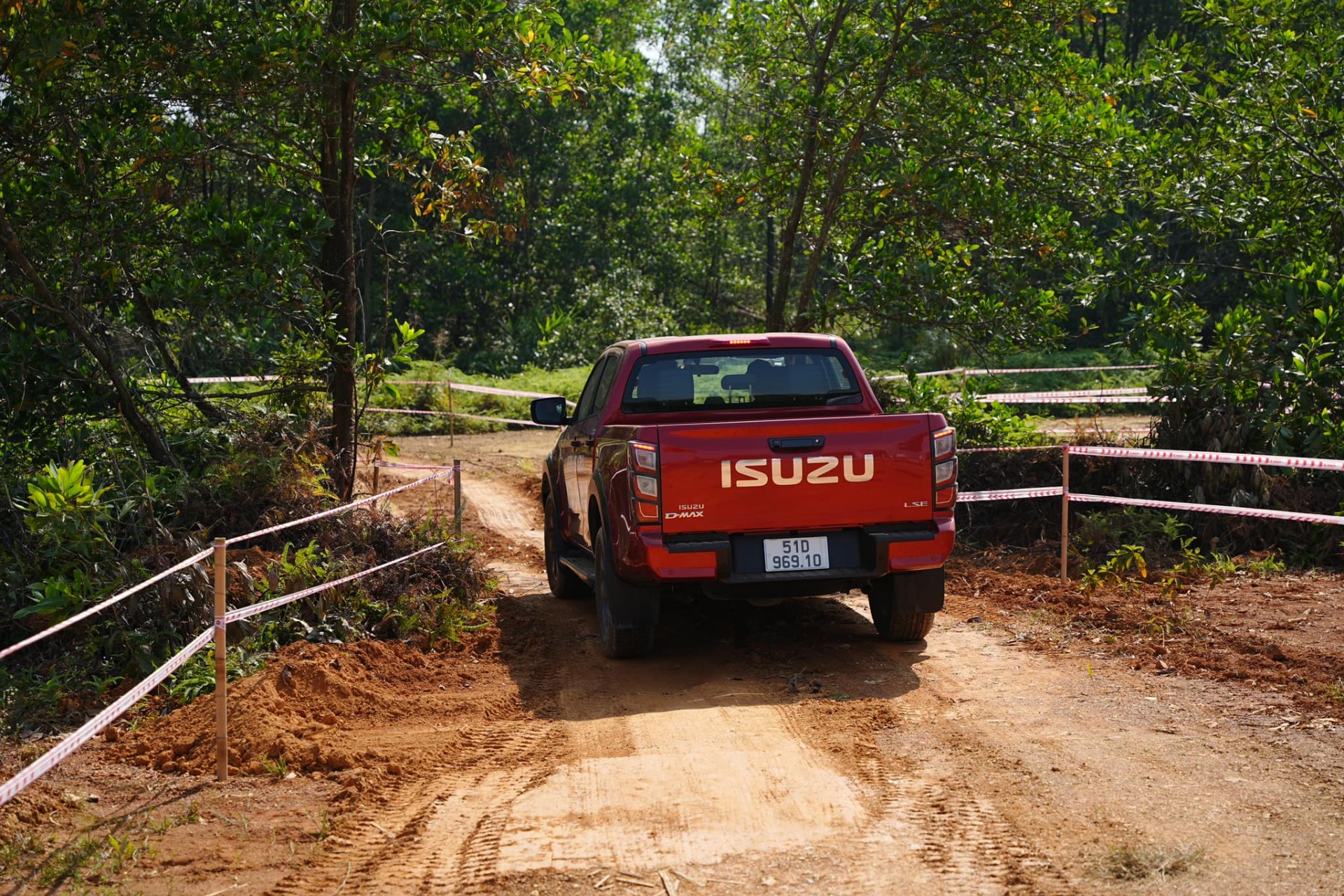 Khai mở tiềm năng cùng cung offroad của Isuzu tại PVOIL VOC 2024 Khai mở tiềm năng cùng cung offroad của Isuzu tại PVOIL VOC 2024