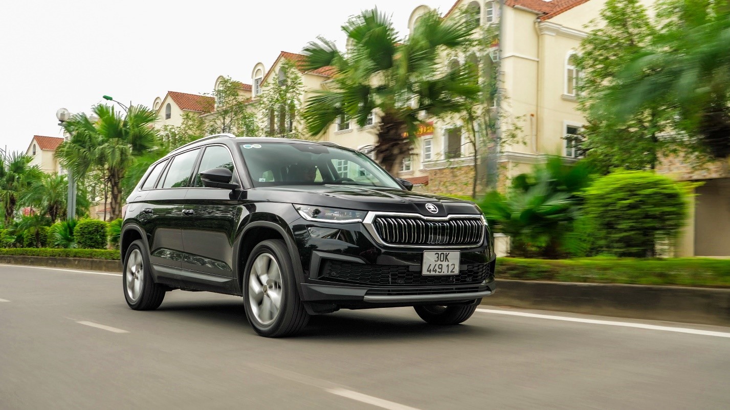 Skoda Kodiaq ưu đãi phí trước bạ, chỉ còn hơn 1 tỷ đồng cho SUV nhập khẩu châu Âu Skoda Kodiaq ưu đãi phí trước bạ, chỉ còn hơn 1 tỷ đồng cho SUV nhập khẩu châu Âu