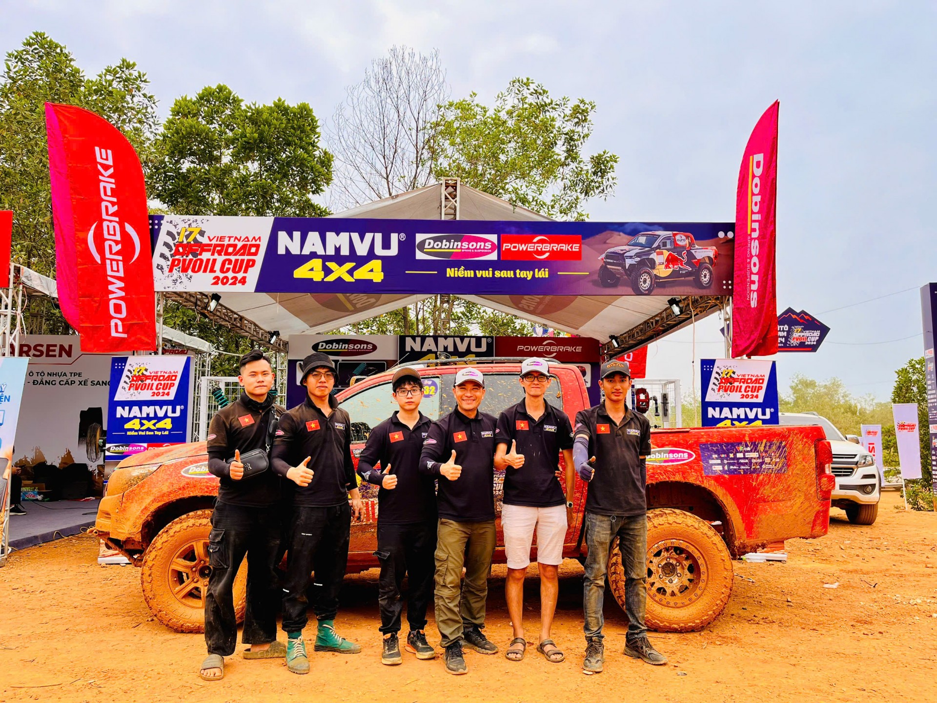 Dobinsons đồng hành cùng PVOIL VOC 2024 Dobinsons đồng hành cùng PVOIL VOC 2024