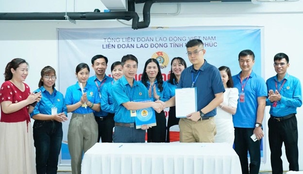 Từ kiến nghị của Công đoàn, doanh nghiệp chấp thuận 11 ưu tiên cho lao động nữ Từ kiến nghị của Công đoàn, doanh nghiệp chấp thuận 11 ưu tiên cho lao động nữ