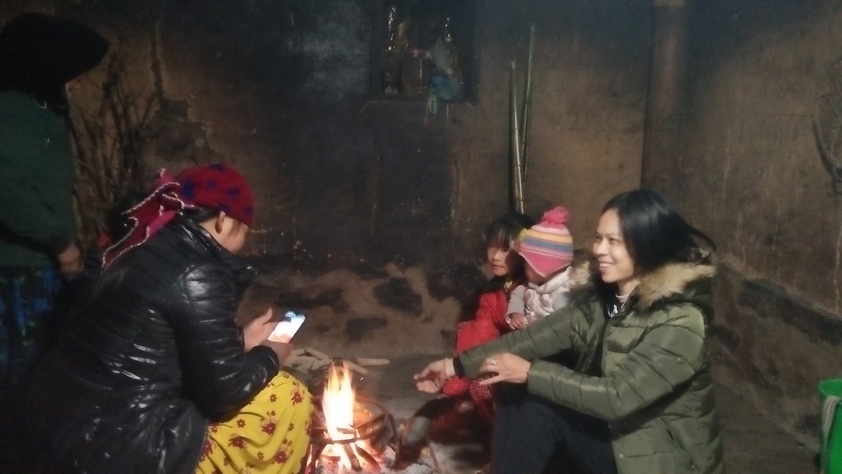 Cô giáo Nguyễn Thị Thu Hiền: Làm từ thiện để tìm thấy niềm hạnh phúc Cô giáo Nguyễn Thị Thu Hiền: Làm từ thiện để tìm thấy niềm hạnh phúc