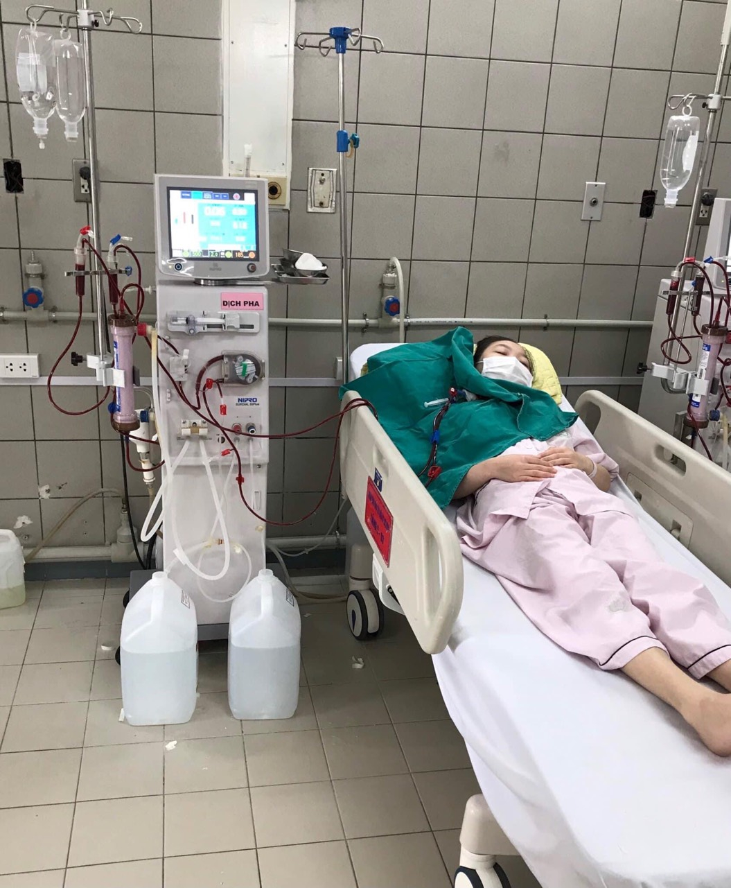 Cô giáo Nguyễn Thị Thu Hiền: Làm từ thiện để tìm thấy niềm hạnh phúc Cô giáo Nguyễn Thị Thu Hiền: Làm từ thiện để tìm thấy niềm hạnh phúc