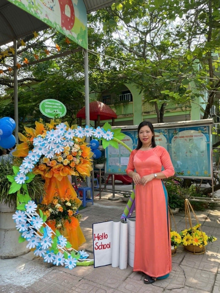 Cô giáo trẻ Hoàng Thị Nhuận - bông hoa tươi thắm của Trường Mầm non Phú Diễn