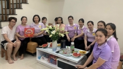 Cô giáo trẻ Hoàng Thị Nhuận - bông hoa tươi thắm của Trường Mầm non Phú Diễn