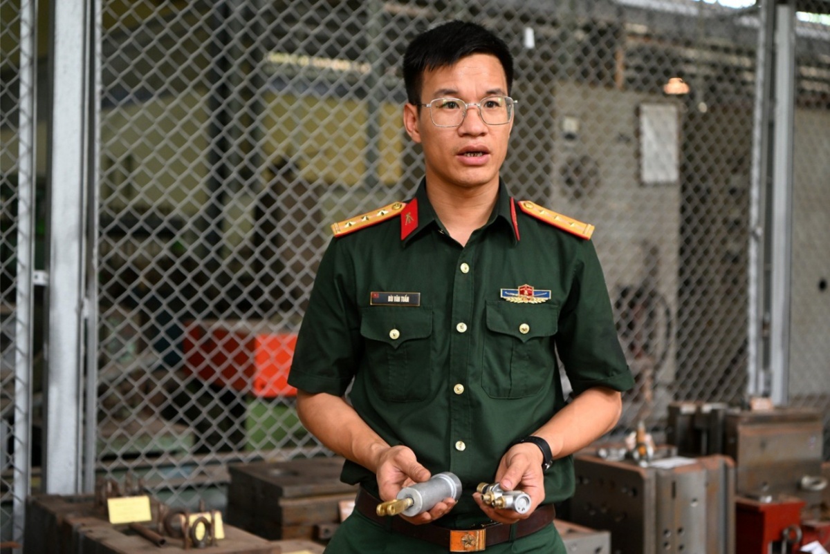 Thượng úy Bùi Viết Tuấn - Ngọn lửa sáng trên tuyến đầu sản xuất Thượng úy Bùi Viết Tuấn - Ngọn lửa sáng trên tuyến đầu sản xuất