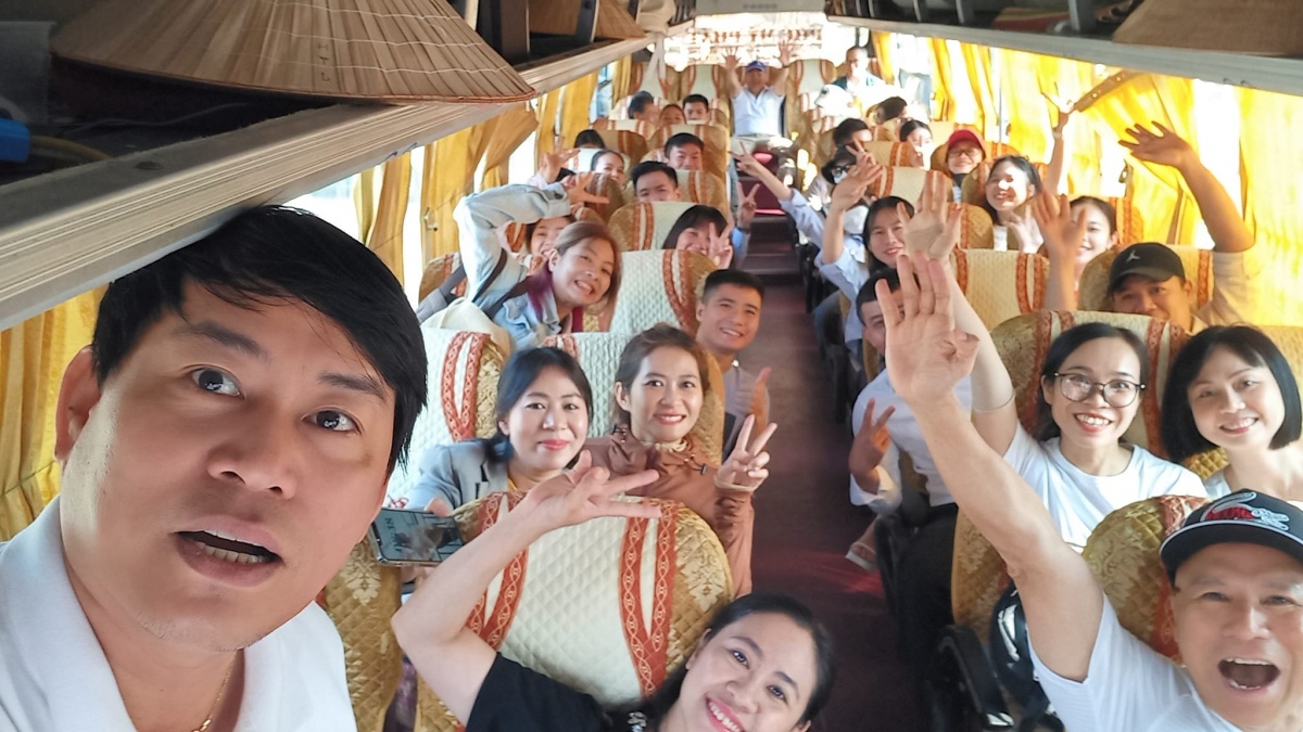 Lần đầu tiên thành lập nghiệp đoàn hướng dẫn viên du lịch tại Đà Nẵng Lần đầu tiên thành lập nghiệp đoàn hướng dẫn viên du lịch tại Đà Nẵng