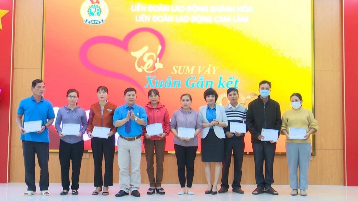 Tổng phụ trách Đội chăm lo cho học trò như con mình