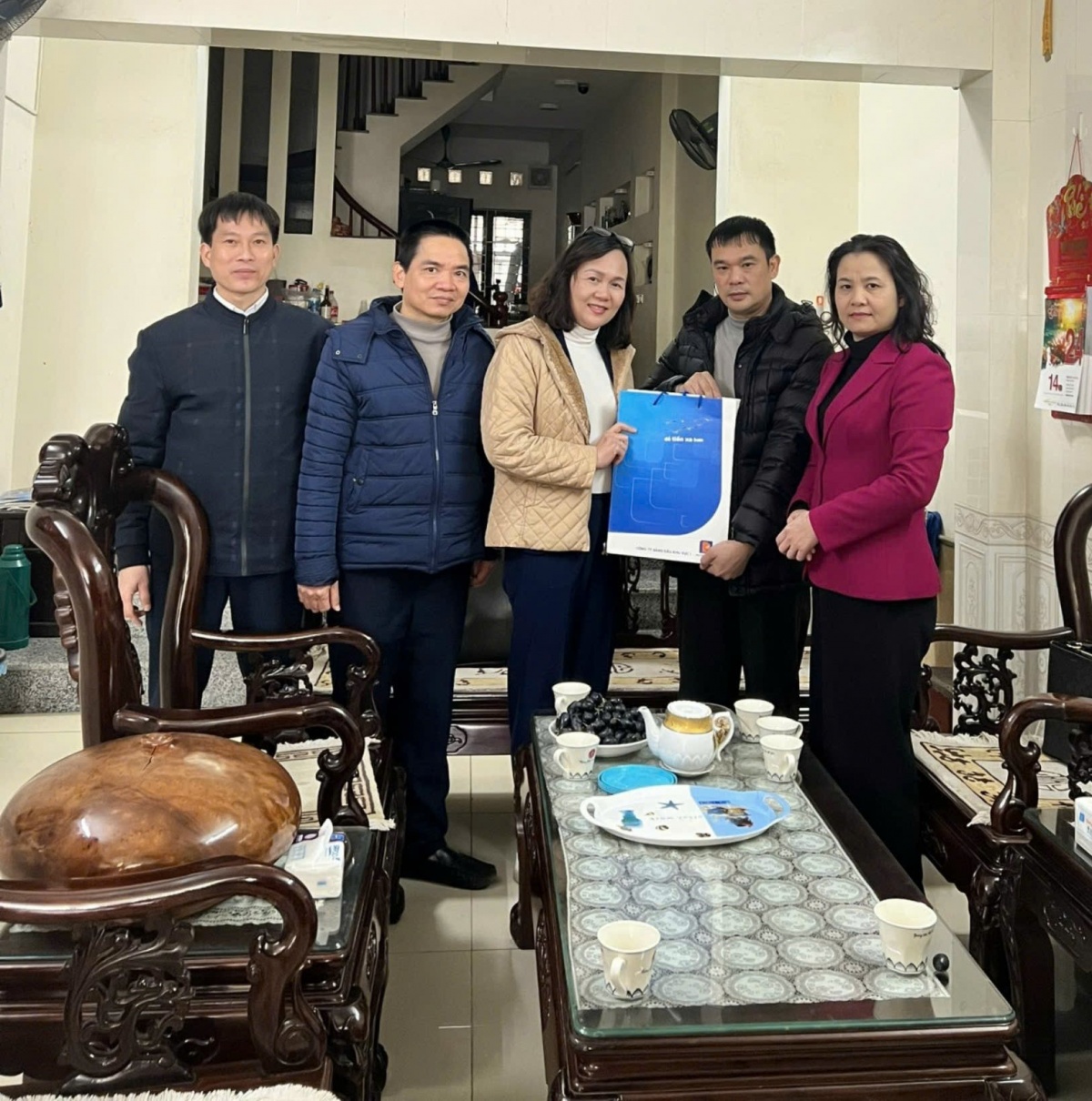 Nghĩa tình keo sơn ở Công đoàn Chi nhánh Xăng dầu Hà Nội