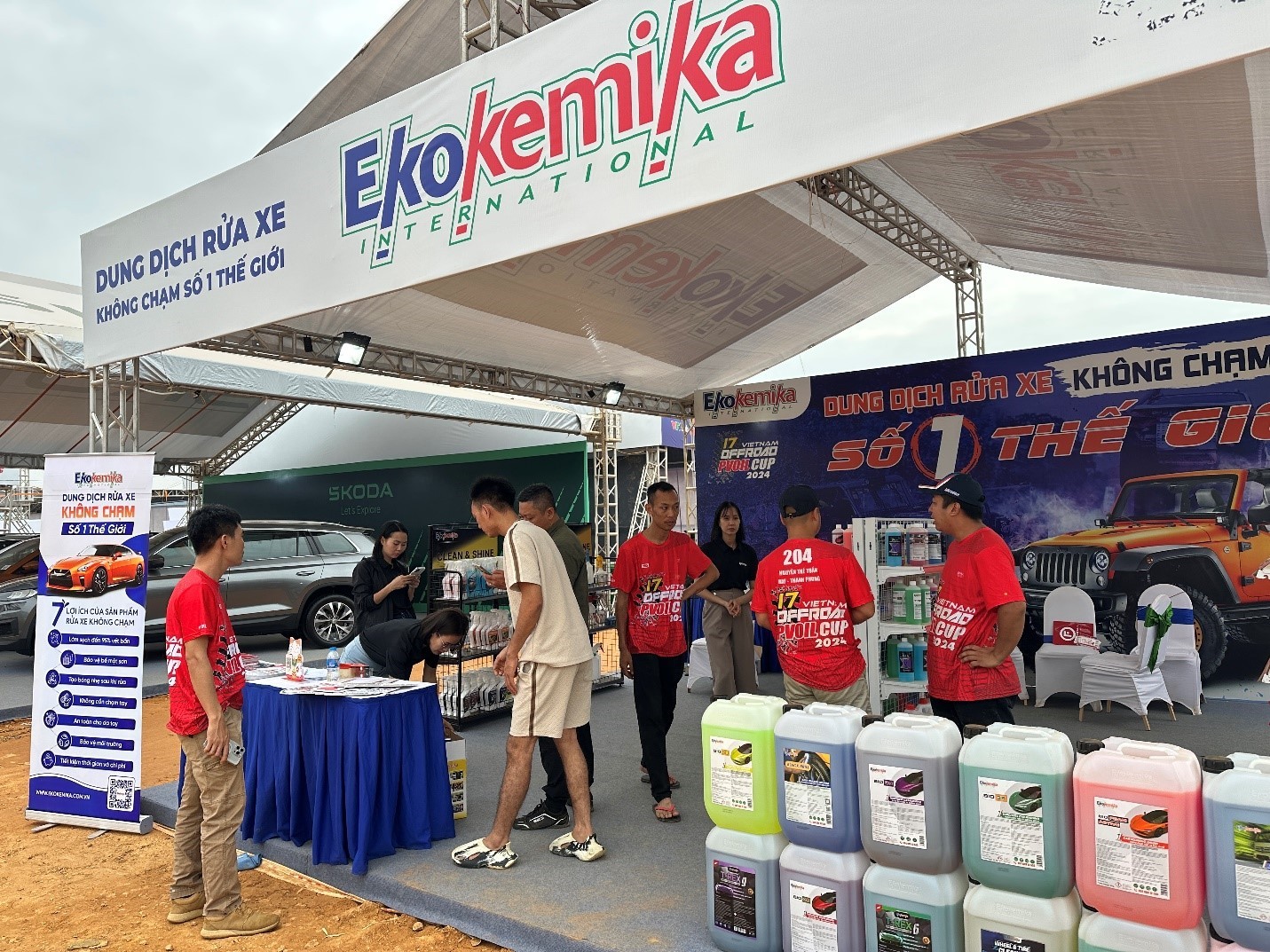 Ekokemika Việt Nam mang công nghệ rửa xe không chạm tới PVOIL VOC 2024 Ekokemika Việt Nam mang công nghệ rửa xe không chạm tới PVOIL VOC 2024