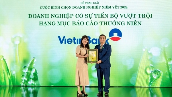 VietinBank giành cú đúp giải thưởng về Báo cáo thường niên tại VLCA 2024 VietinBank giành cú đúp giải thưởng về Báo cáo thường niên tại VLCA 2024