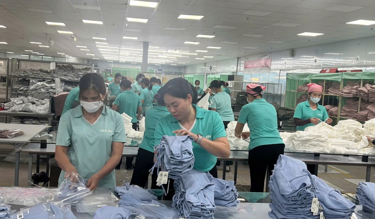 20 năm thực hiện mong ước vào Đảng của nữ công nhân 20 năm thực hiện mong ước vào Đảng của nữ công nhân