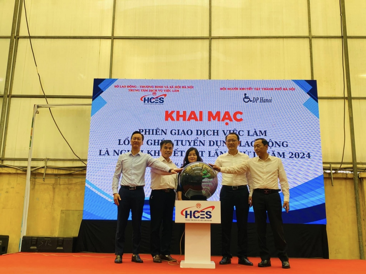 Bắc nhịp cầu việc làm cho người khuyết tật