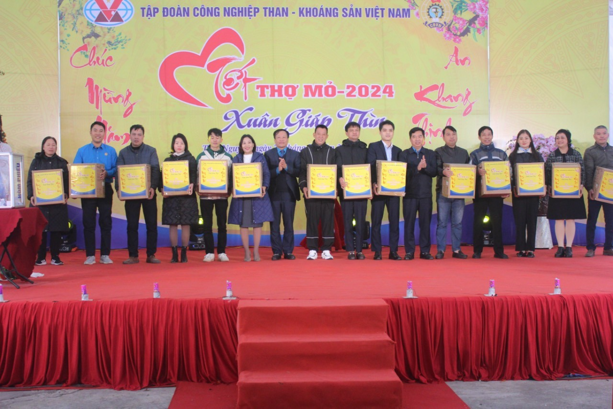 Lúc tôi tuyệt vọng nhất, Công đoàn luôn bên cạnh