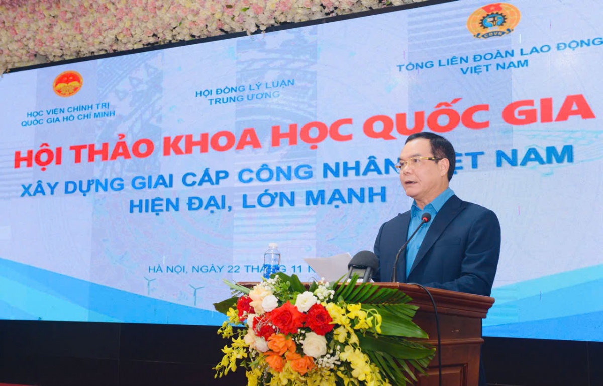 Nghiên cứu những vấn đề của công nhân là nhiệm vụ bức thiết trong kỷ nguyên mới