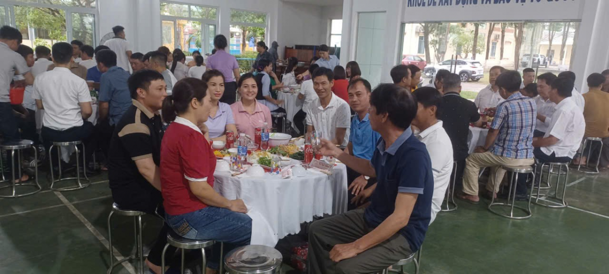 Anh Lê Đình Trạch - lãnh đạo Công đoàn gần gũi, thân thiện của người lao động