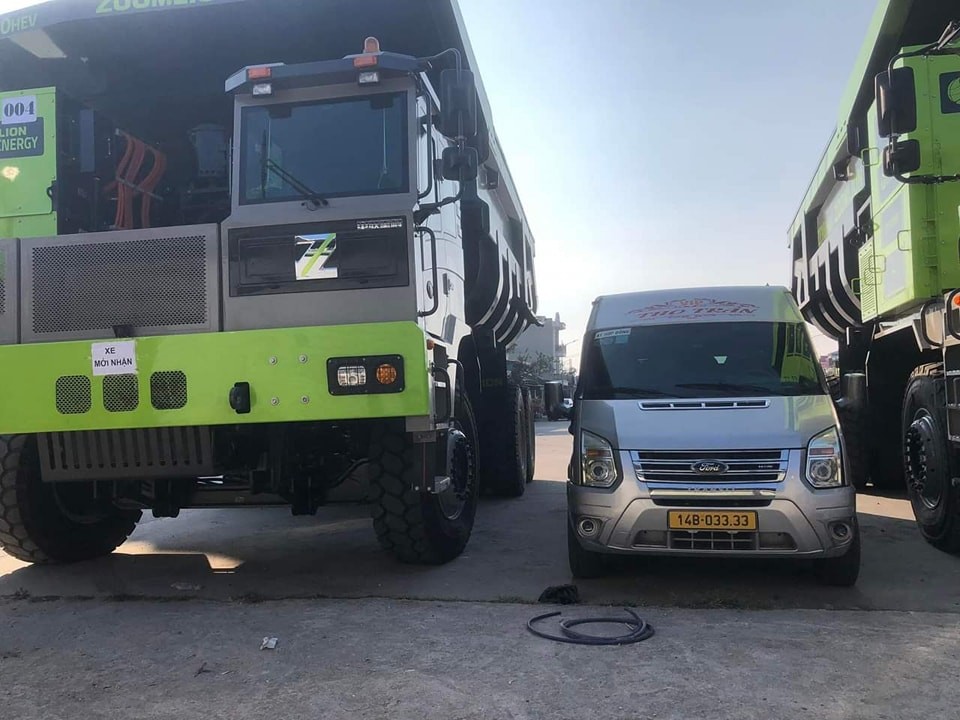 Ngắm dàn xe tải khai mỏ khổng lồ công nghệ hybrid tại Quảng Ninh Ngắm dàn xe tải khai mỏ hybrid khổng lồ tại Quảng Ninh