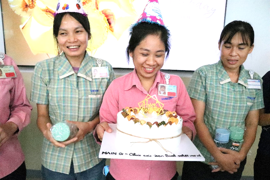 Những niềm vui bất ngờ của Công đoàn SEV gửi đến người lao động Những niềm vui bất ngờ của Công đoàn SEV gửi đến người lao động