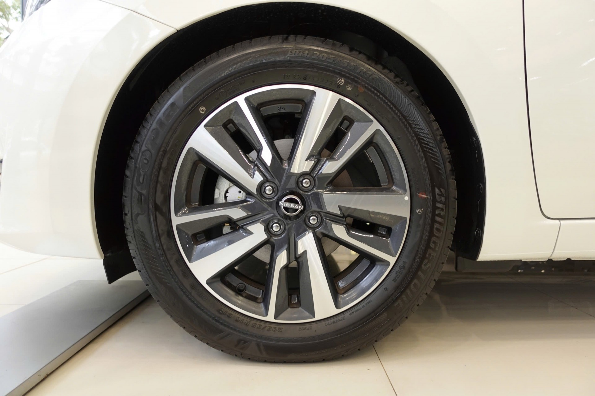 Nissan Almera 2024 vừa ra mắt có gì khác bản cũ? Nissan Almera 2024 vừa ra mắt có gì khác bản cũ?