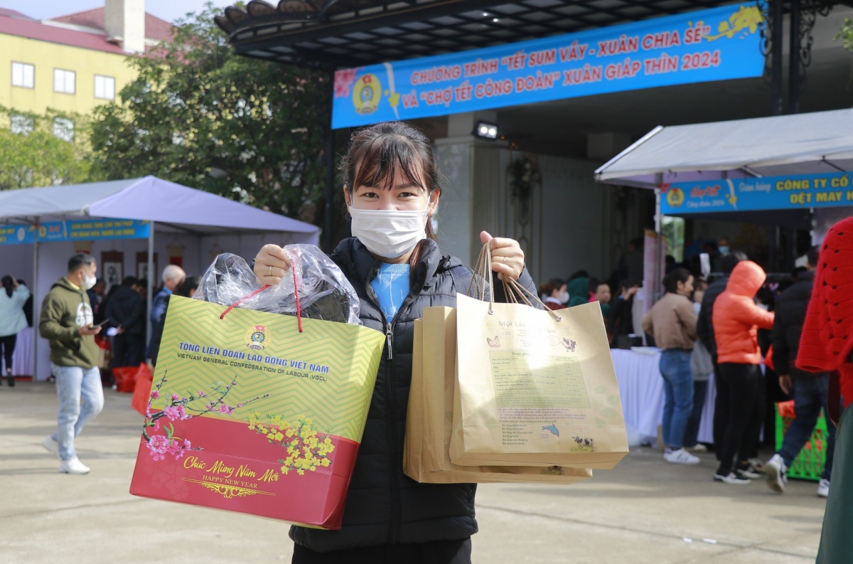 Đưa nét văn hoá cổ truyền vào chương trình “Tết sum vầy” ở Huế