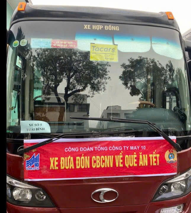 Những chuyến xe nghĩa tình của Công đoàn May 10