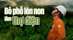 Bỏ phố lên non làm thợ điện
