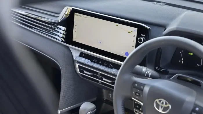 Toyota Land Cruiser 2025 chuẩn bị ra mắt