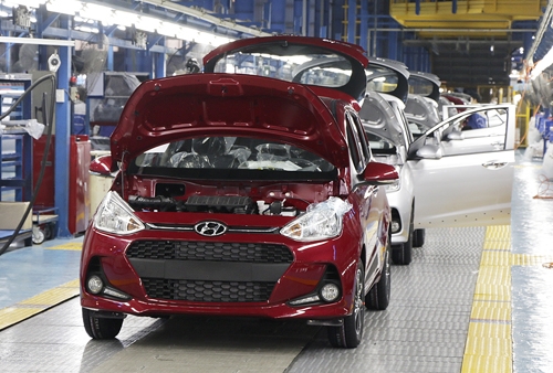 Doanh số ô tô toàn thị trường tăng mạnh nhất kể từ đầu năm