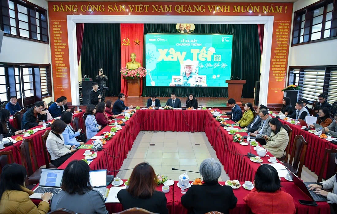 “Xây Tết 2025”: Sẽ trao hơn 18.500 phần quà cho công nhân “Xây Tết 2025”: Sẽ trao hơn 18.500 phần quà cho công nhân