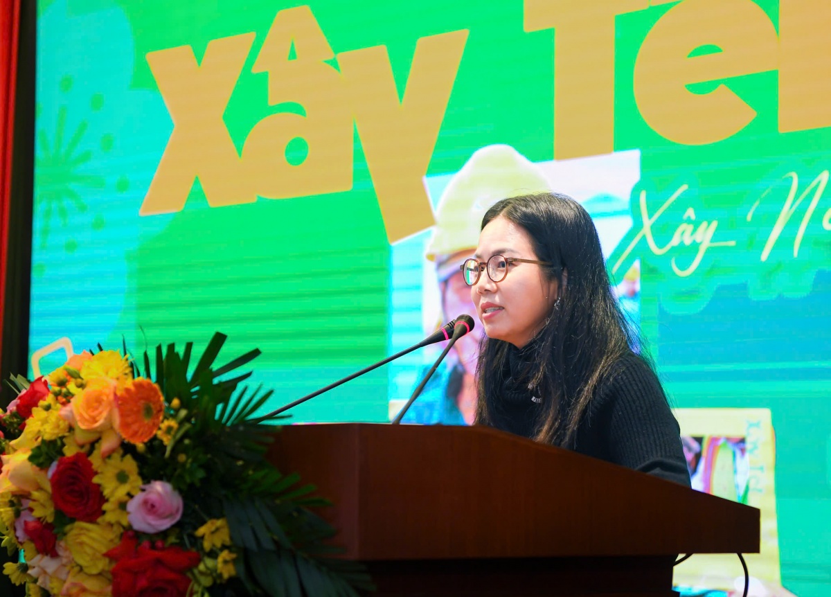 “Xây Tết 2025”: Sẽ trao hơn 18.500 phần quà cho công nhân “Xây Tết 2025”: Sẽ trao hơn 18.500 phần quà cho công nhân