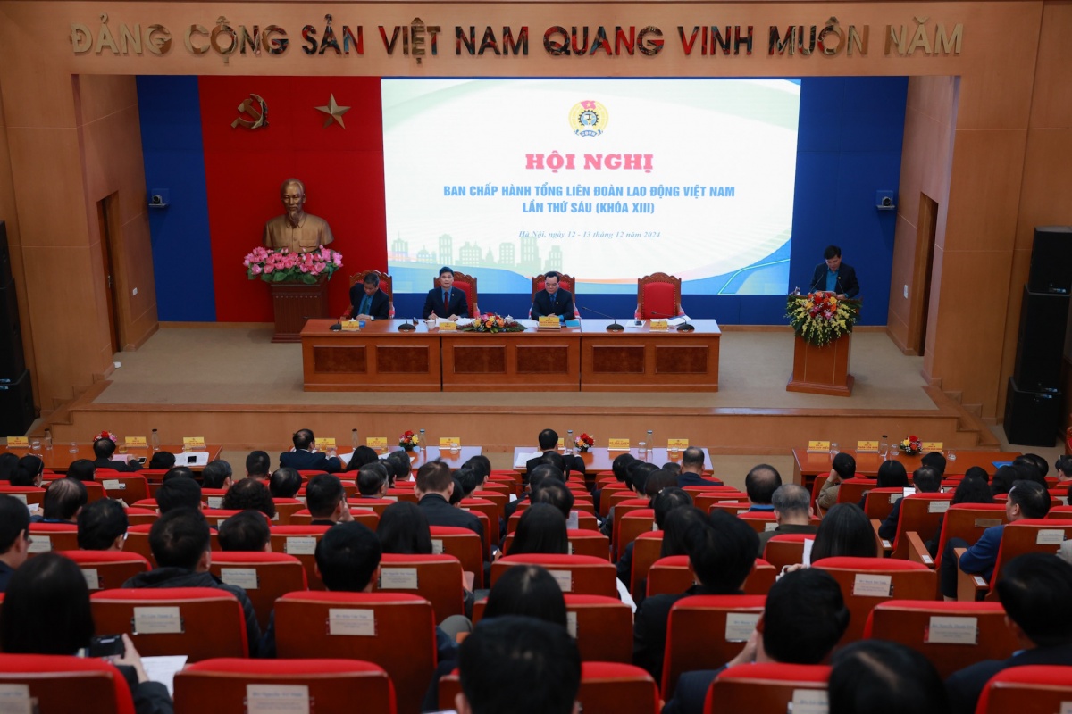 Công đoàn quyết tâm đổi mới, tích cực sáng tạo, nâng cao năng suất lao động, hiệu quả công tác