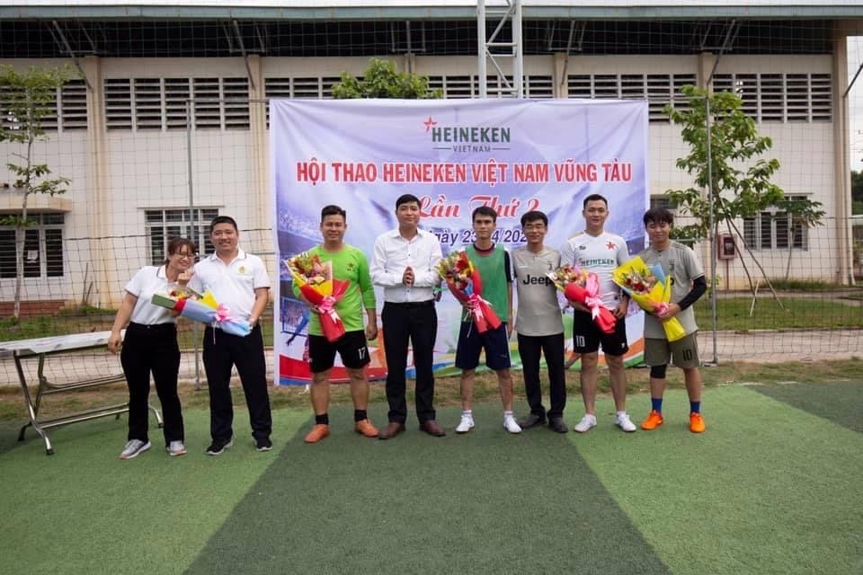 Bảo vệ người lao động phải từ trái tim và khối óc của mình Bảo vệ người lao động phải từ trái tim và khối óc của mình