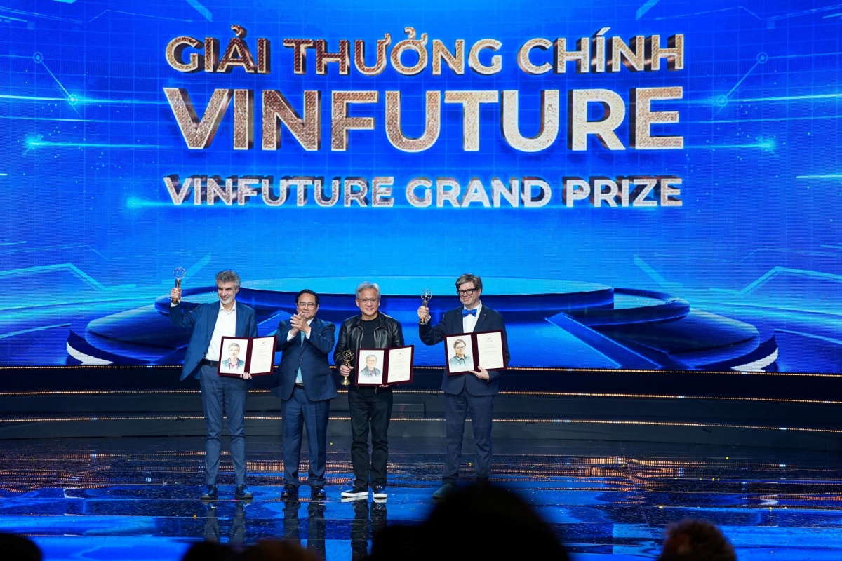 VinFuture tiếp thêm động lực theo đuổi khoa học cho nhà nghiên cứu trẻ VinFuture tiếp thêm động lực theo đuổi khoa học cho nhà nghiên cứu trẻ
