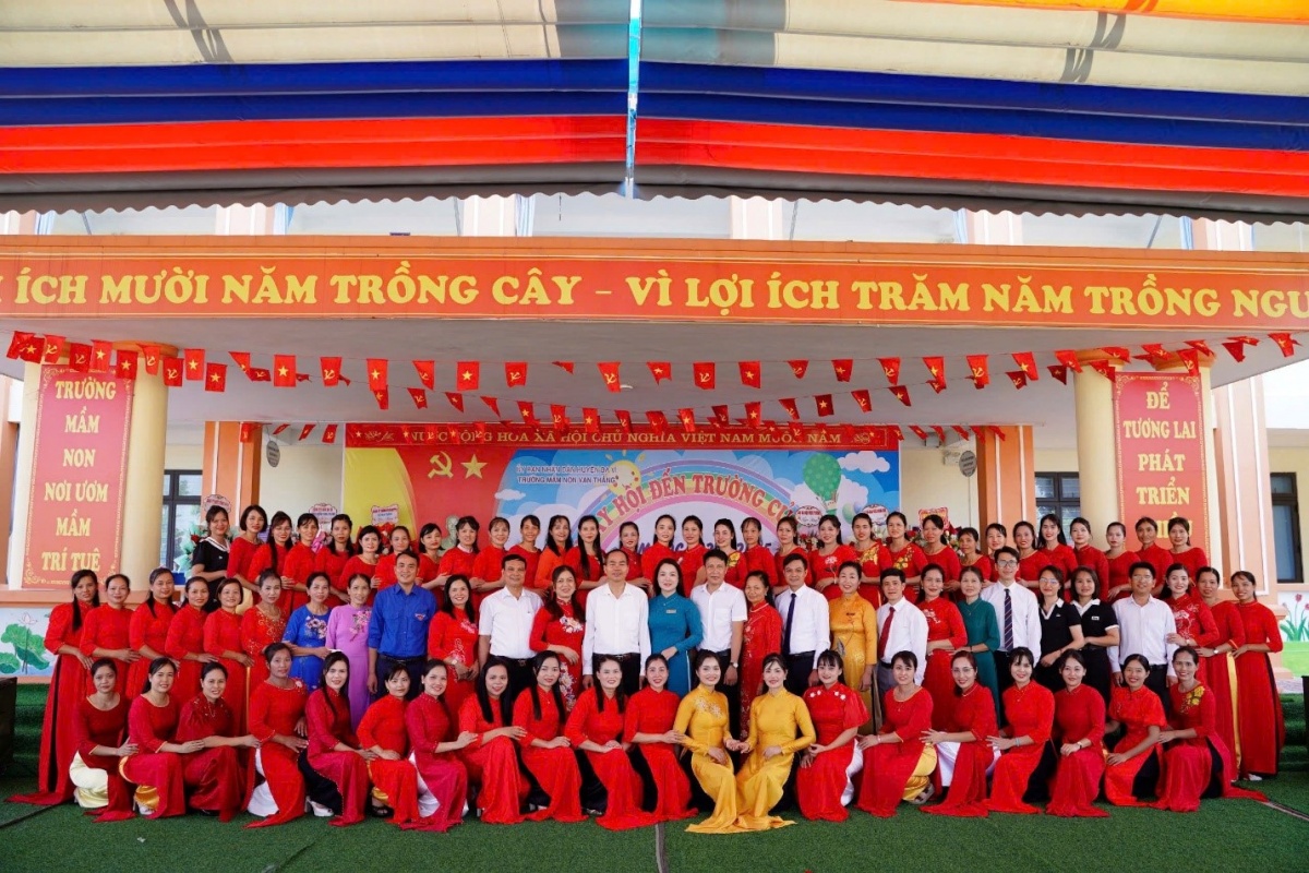 Công đoàn Trường Mầm non Vạn Thắng - nơi tôi trưởng thành Công đoàn Trường Mầm non Vạn Thắng - nơi tôi trưởng thành