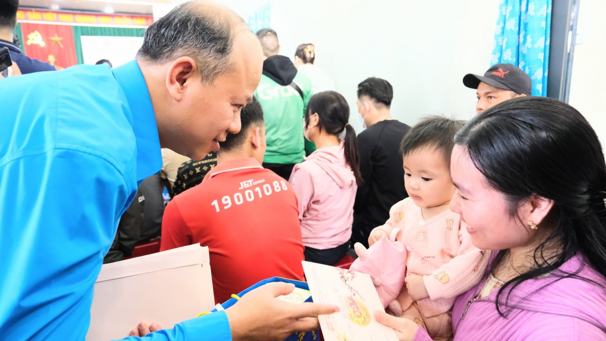 Các cấp Công đoàn Đà Nẵng nỗ lực chăm lo tết cho đoàn viên, người lao động Các cấp Công đoàn Đà Nẵng nỗ lực chăm lo tết cho đoàn viên, người lao động