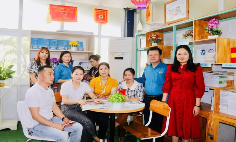 Xây dựng văn hóa công nhân đáp ứng yêu cầu kỷ nguyên vươn mình của dân tộc Xây dựng văn hóa công nhân đáp ứng yêu cầu kỷ nguyên vươn mình của dân tộc