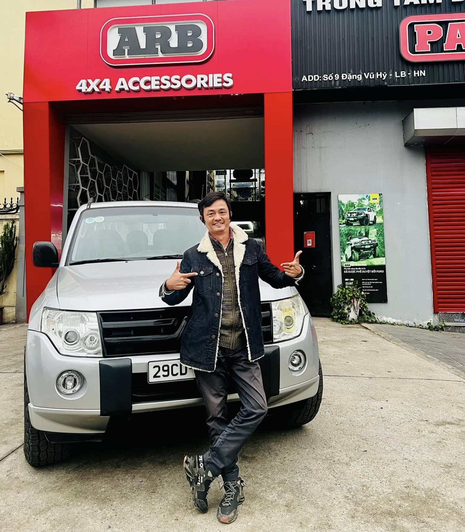 VinFast VF3 'độ': Xe điện có pô thể thao, âm thanh giòn tan VinFast VF3 'độ': Xe điện có pô thể thao, âm thanh giòn tan