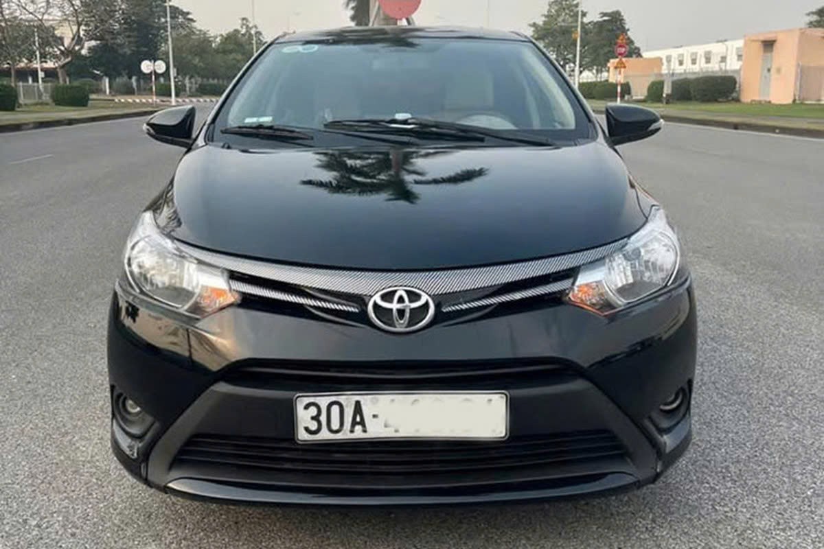 Toyota Vios số sàn chạy 10 năm vẫn bán 190 triệu ở Hà Nội Toyota Vios số sàn chạy 10 năm vẫn bán 190 triệu ở Hà Nội